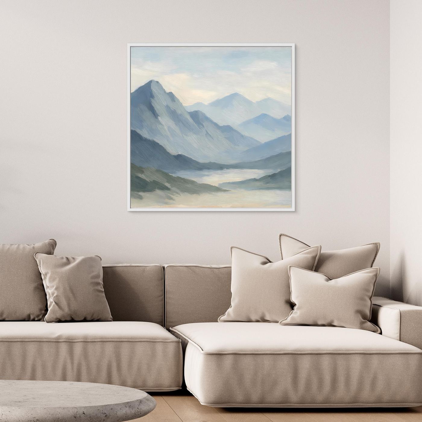 Leinwandbild Berglandschaft im Nebel, hellblau, mit hellem Rahmen