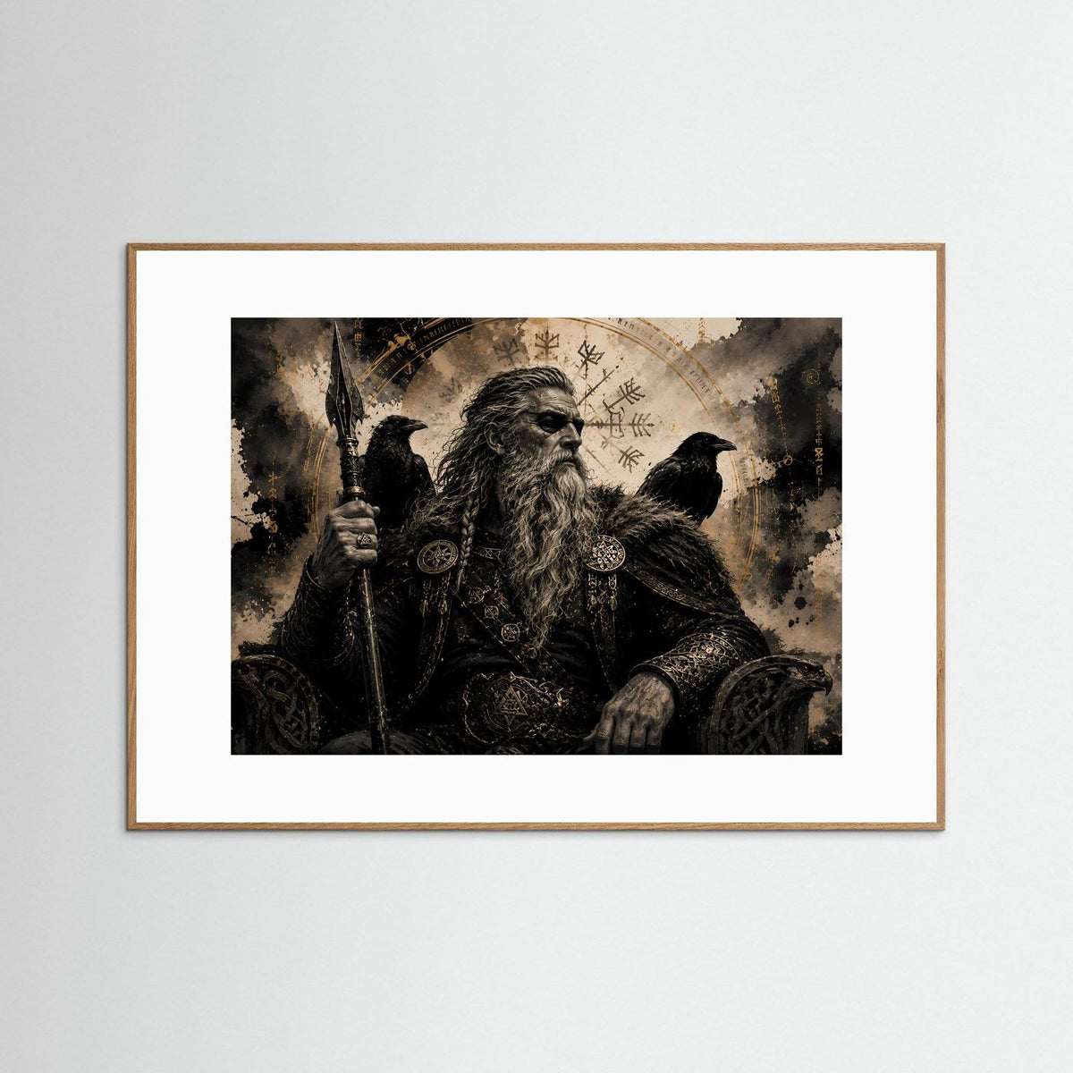 Querformat-Poster: bärtiger Rabenkrieger mit Speer, Runen und Rabe, Sepia, mittelbrauner Holzrahmen