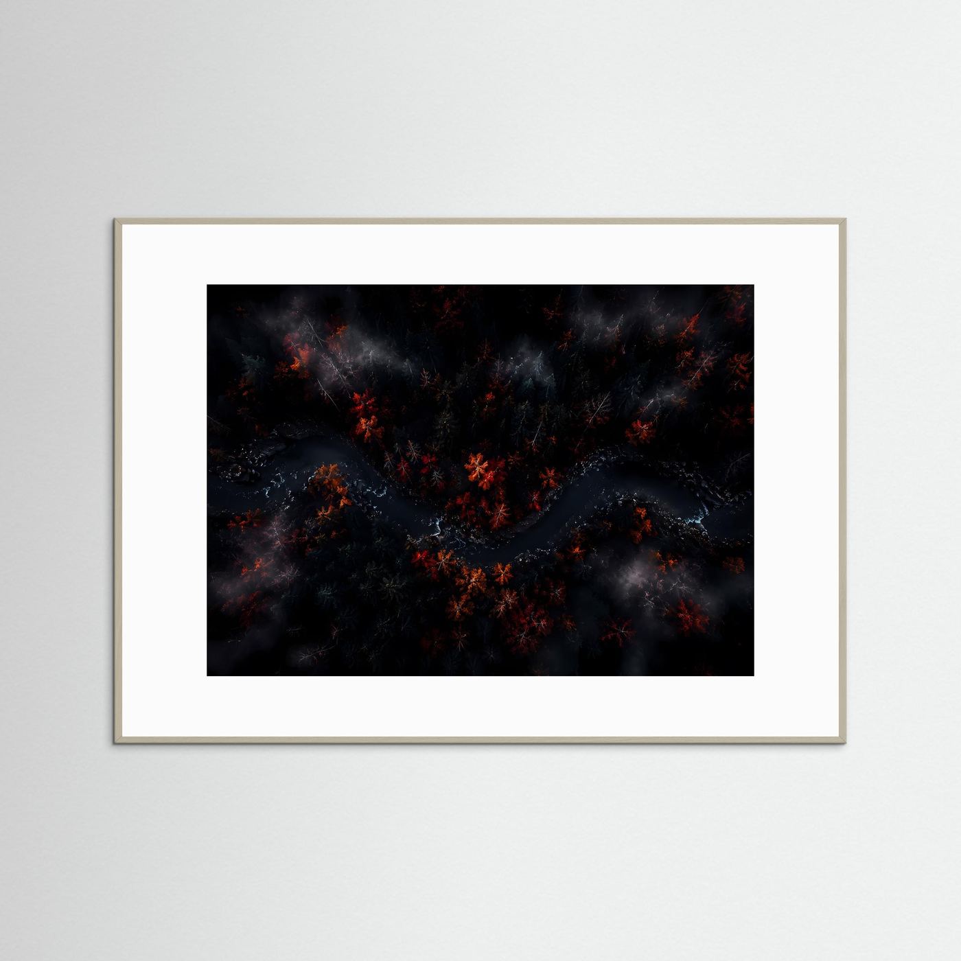 Mystischer Wald aus der Vogelperspektive | Dunkles Herbst Landschaftsbild | Atmosphärische Waldkunst mit Fluss | Modernes Natur Poster | Premium Leinwand