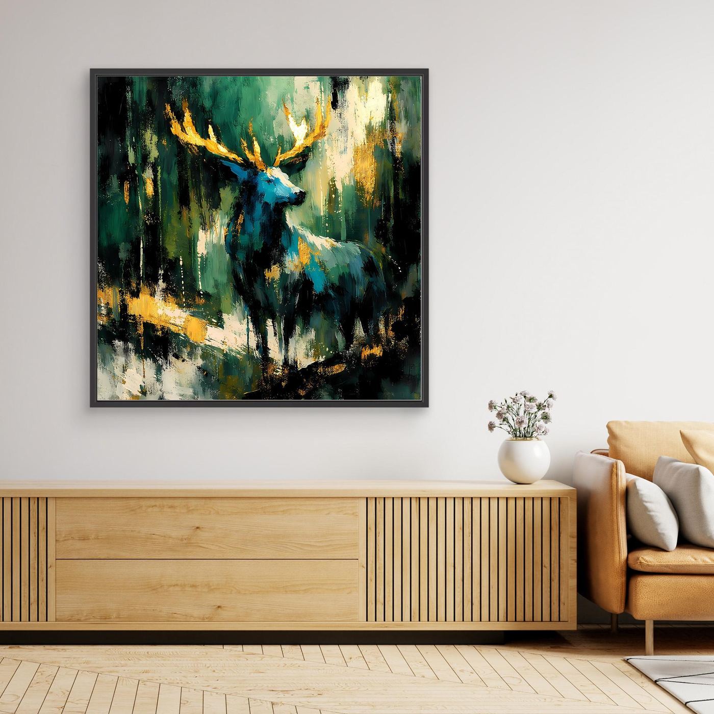 Gerahmtes abstraktes Hirsch-Wandbild mit schwarzem Rahmen, grünen, blauen und goldenen Farbtupfern