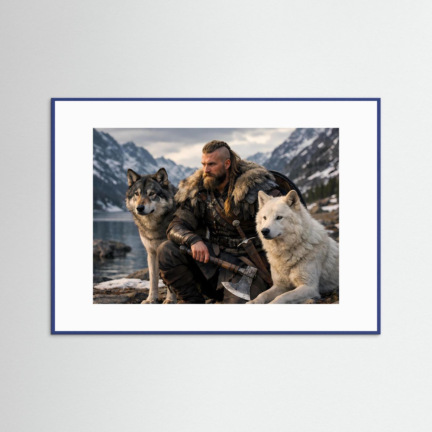 Poster im Querformat: Wikingerkrieger mit zwei Wölfen, blauer Rahmen