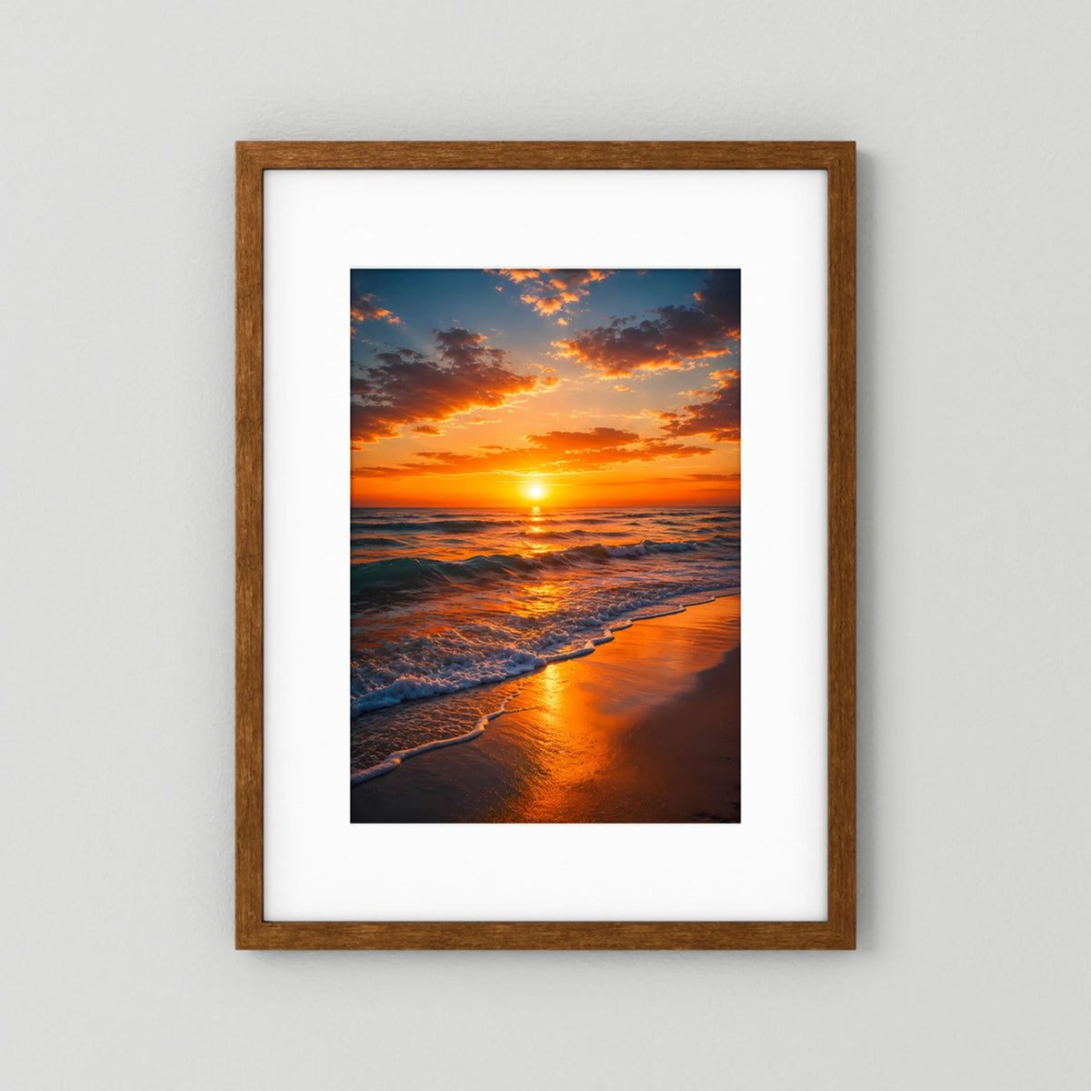 Hochformat-Poster Sonnenuntergang am Meer, brauner Holzrahmen mit weißem Passepartout
