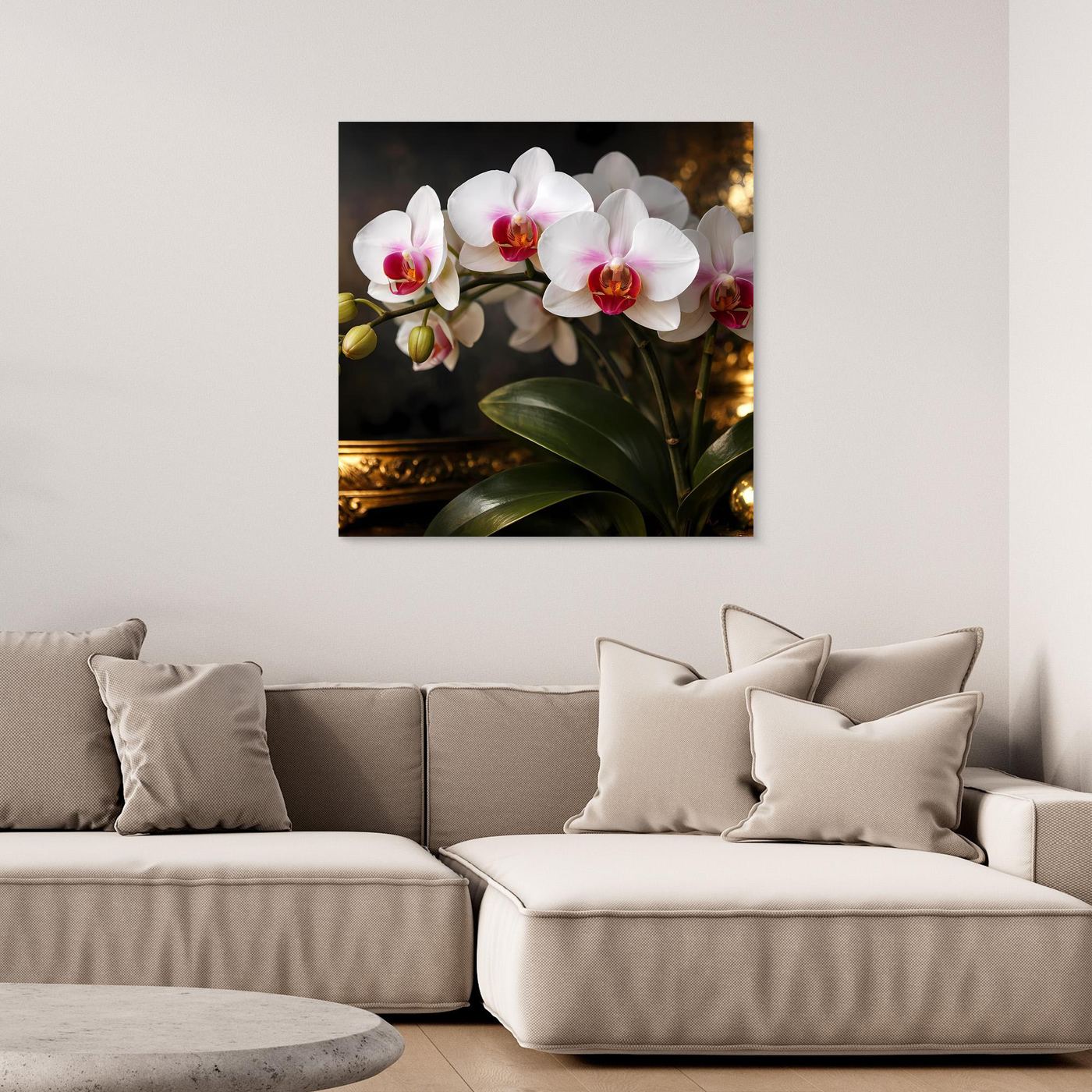 Orchideenblüten-Leinwandbild mit weißen Blüten, rosa Akzenten und grünen Blättern im dunklen Rahmen