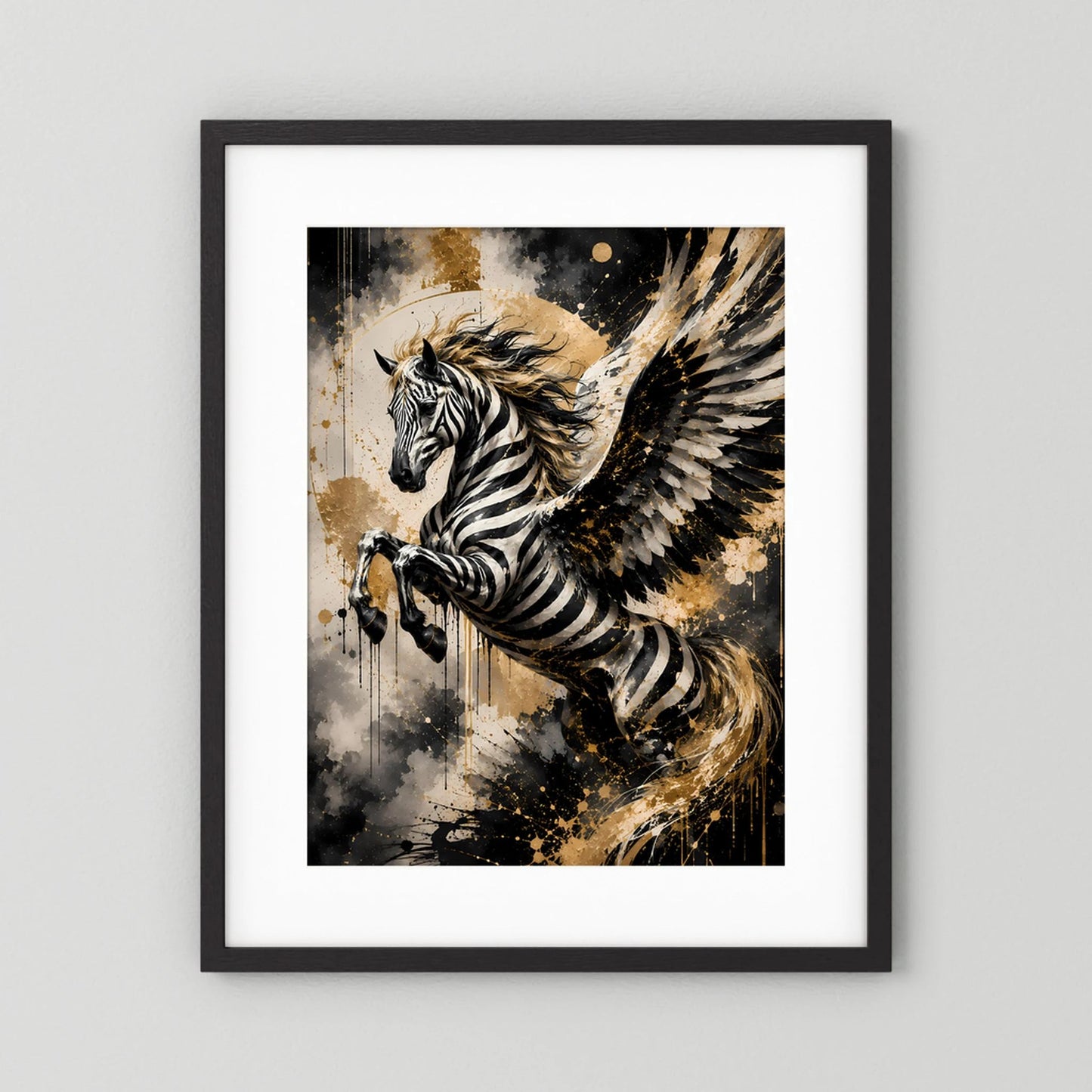 Geflügeltes Zebrapferd | Schwarz Gold abstrakte Fantasy Kunst | Poster Hochformat