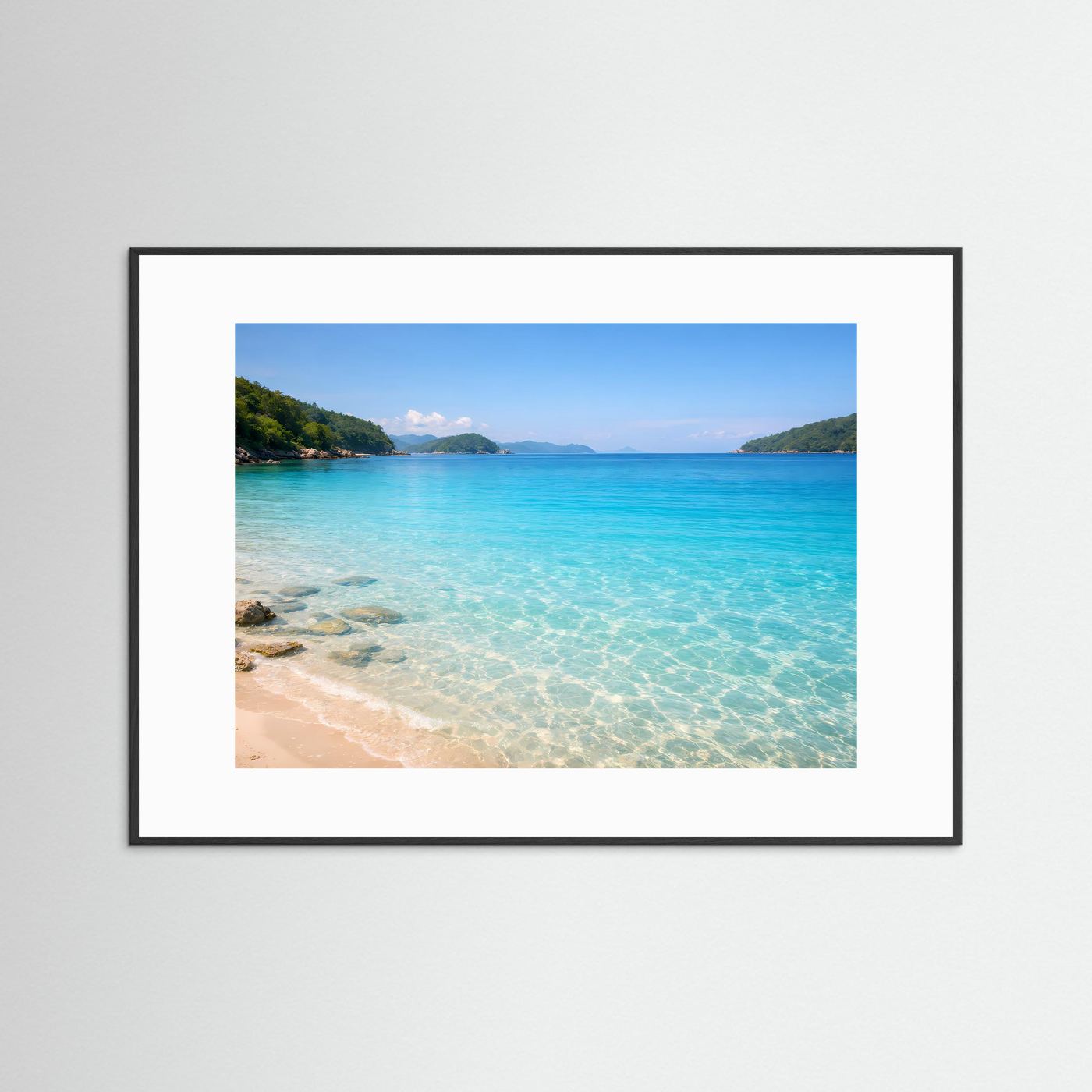 Tropischer Strand Poster Querformat | Türkisblaues Meer Wandbild | Exotische Küstenlandschaft Naturkunst