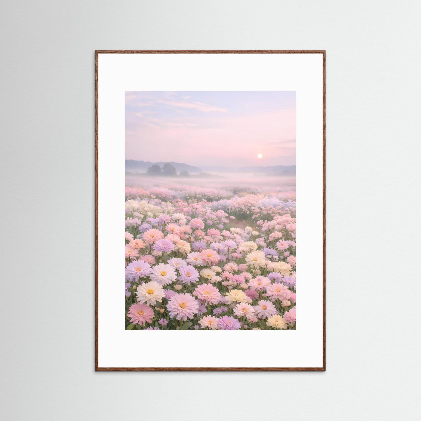 Blumenfeld-Poster im Hochformat mit Pastellrosen und Sonnenaufgang, brauner Holzrahmen