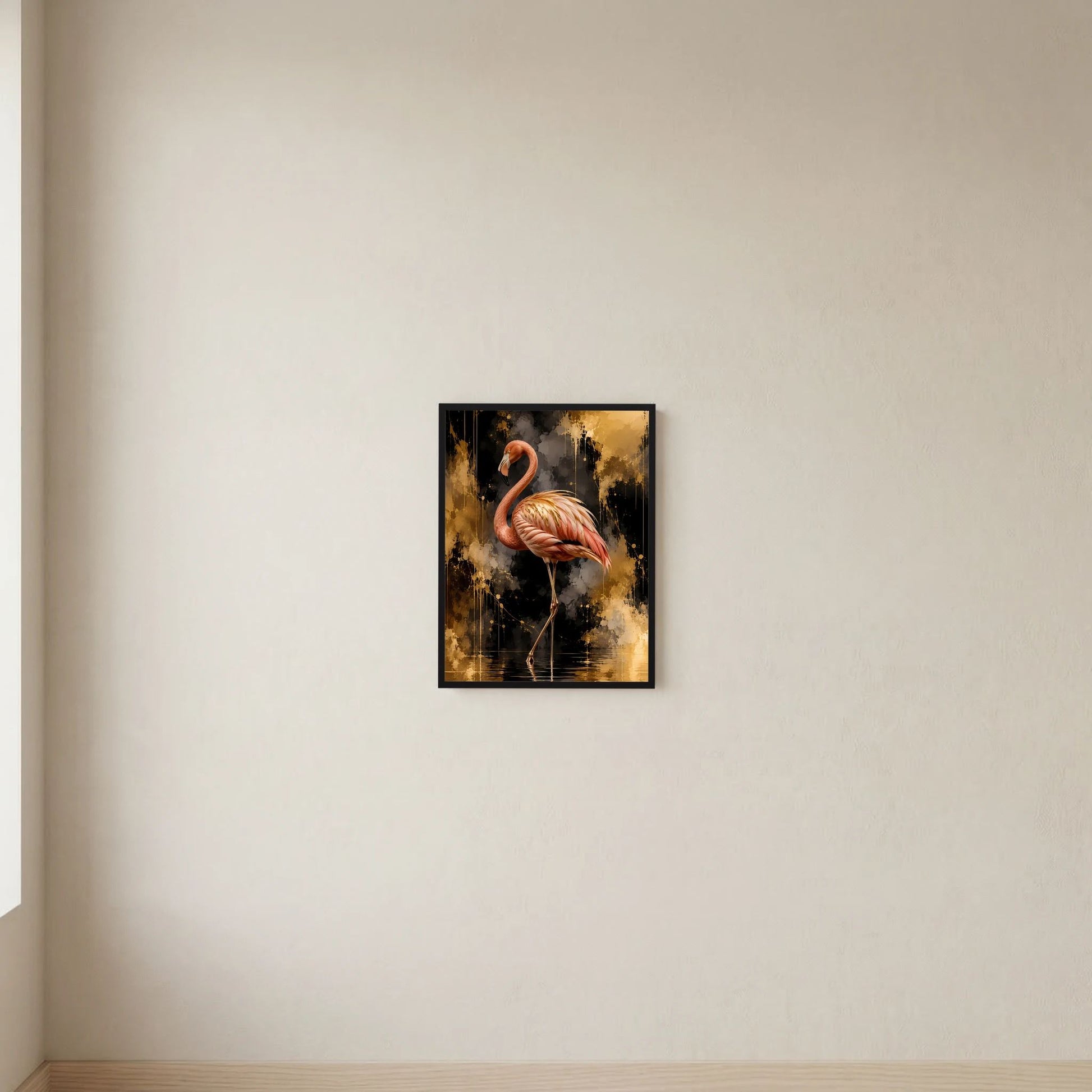 Kleines Poster im Hochformat mit Flamingo im gold-schwarz abstrakten Motiv