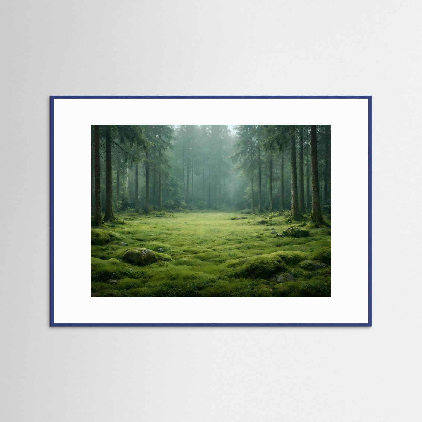 Wandbild mit Waldlandschaft und Moospolster, blauer Rahmen