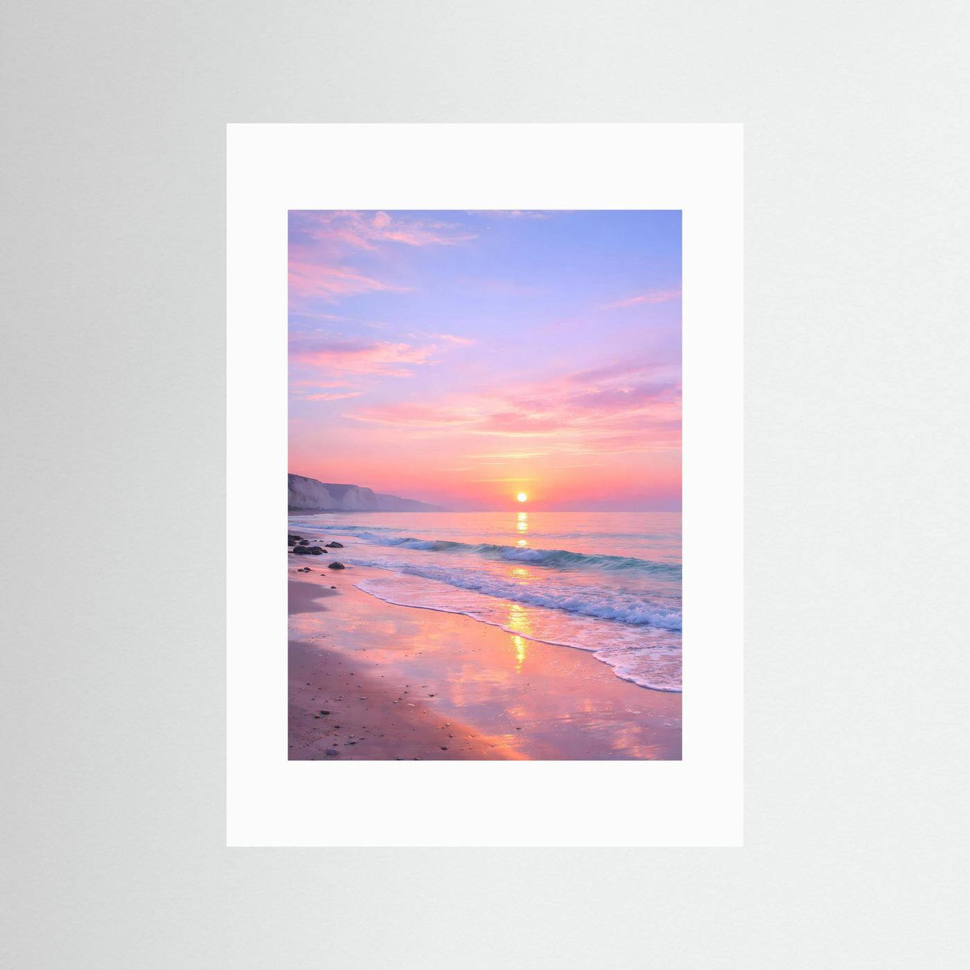 Poster mit Sonnenaufgang am Meer im weißen Passepartout