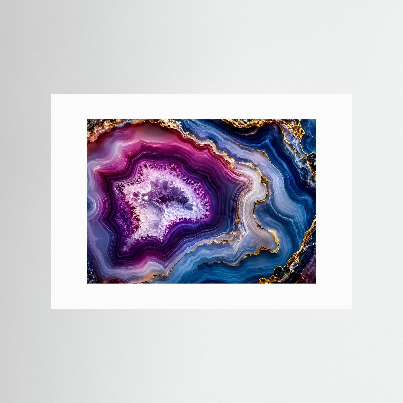Achat Geode Poster Querformat | Abstrakte Edelstein Wandkunst in Violett, Blau & Gold | Luxuriöses Mineralien Wandbild