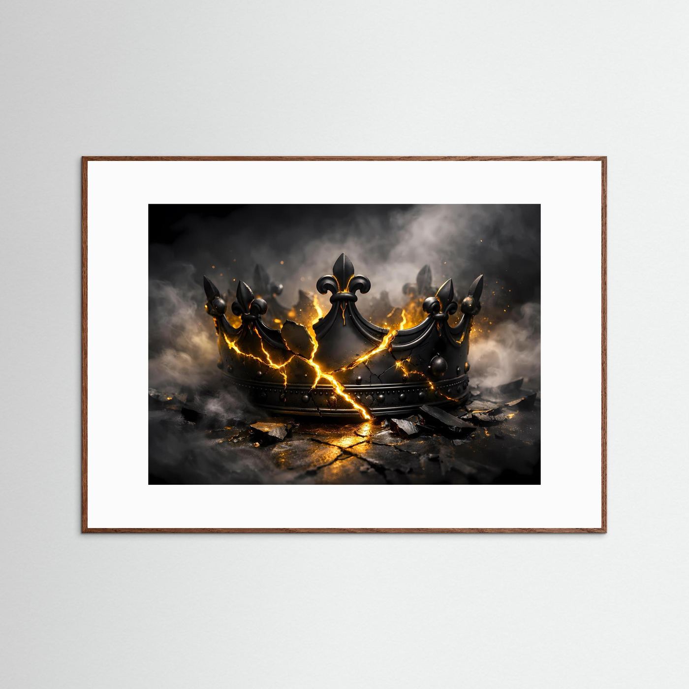 Wandposter mit zerbrochener schwarzer Krone und goldenen Leuchtlinien, hellbrauner Rahmen