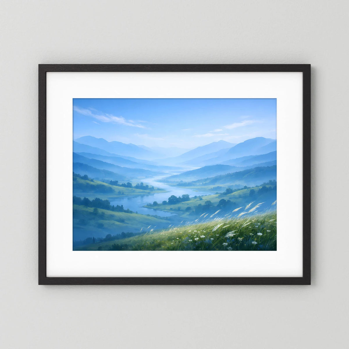 Querformatiges Poster Berglandschaft im Nebeltal mit schwarzem Rahmen und Passepartout