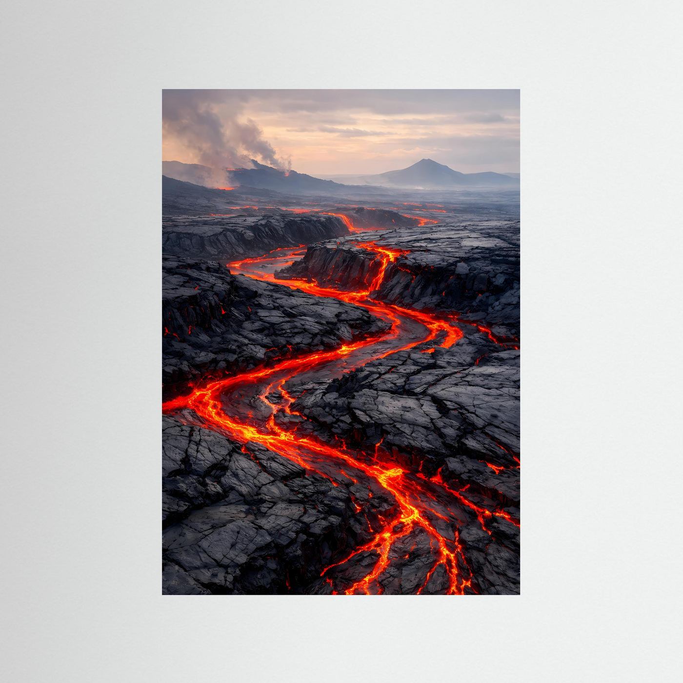 Hochformatiges Lava-Vulkanposter mit roter Lavastrecke durch schwarzen Fels