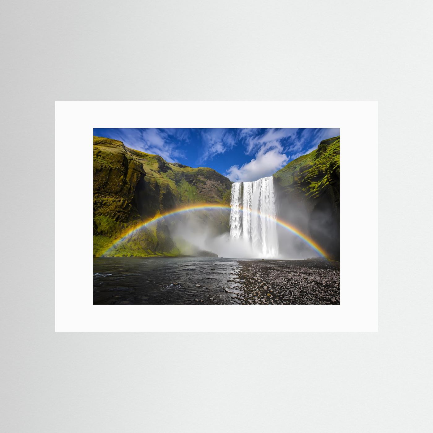 Majestätischer Wasserfall mit Regenbogen | Island Natur-Poster & Querformat Wandbild