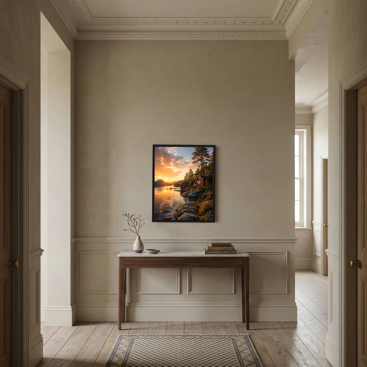 Hochformatiges Kunstposter auf einer Wandnische: Abendsonne am Seeufer mit Felsen