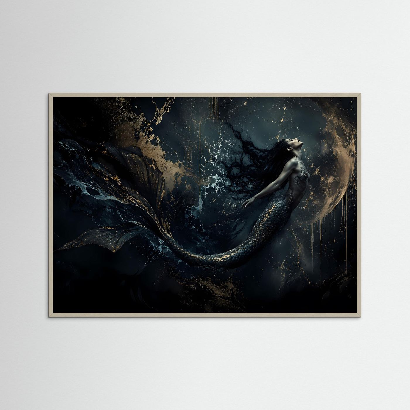 Mystische Meerjungfrau im Mondschein | Abstraktes Fantasy Poster in Schwarz & Gold | Edles Wandbild Querformat