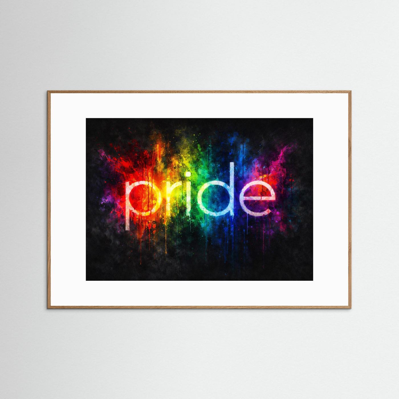 Poster „pride“ mit Regenbogenfarben auf schwarzem Hintergrund, naturfarbener Holzrahmen
