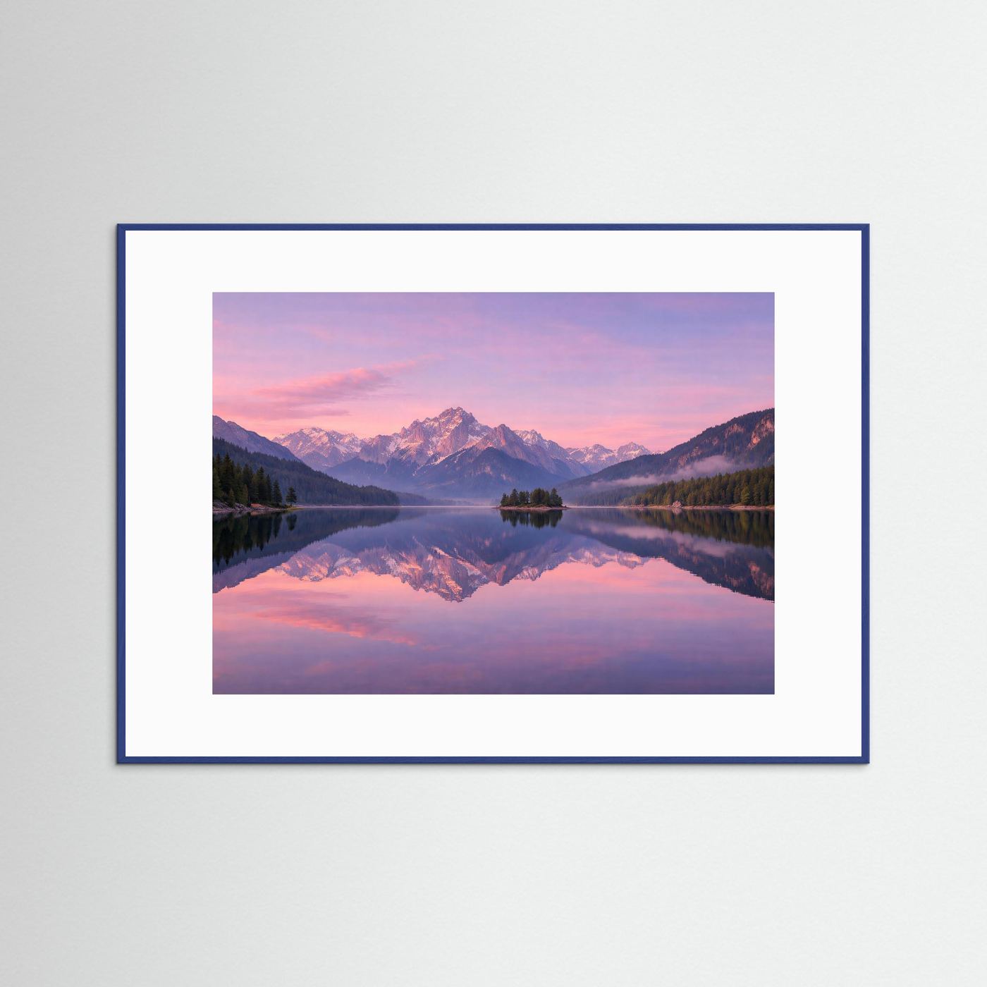 Bergsee-Panoramaposter mit Alpenspiegelung, blau gerahmt