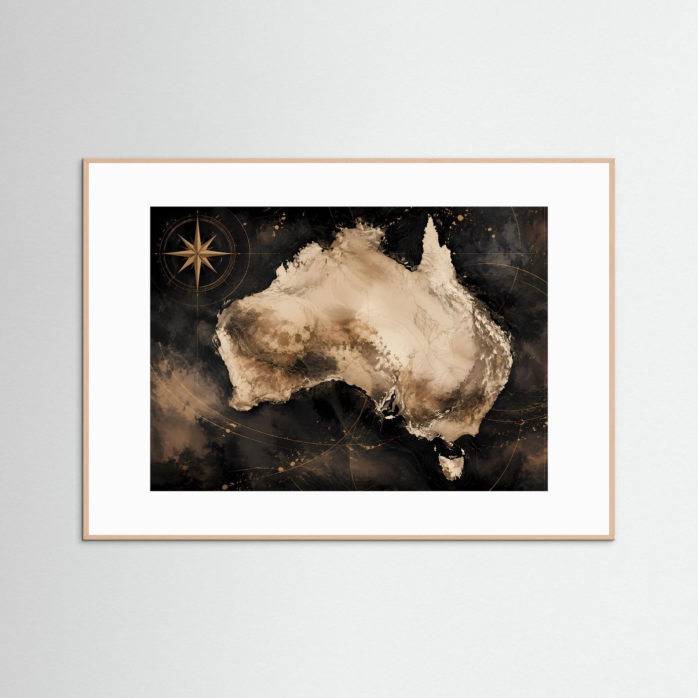 Poster mit Australienkarte: Schwarz, Golddetails und Kompassstern im hellen Holzrahmen