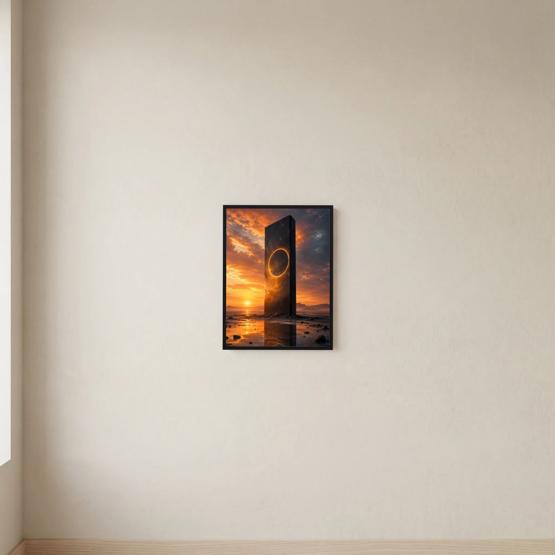 Hochformat-Poster mit dunklem Monolithen und goldener Ringöffnung vor orangefarbenem Himmel