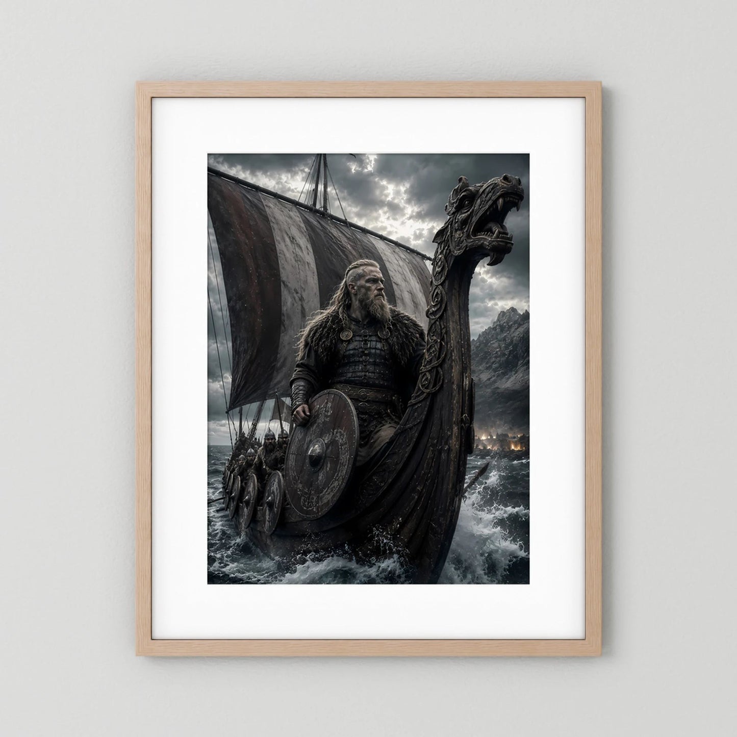 Poster im hellen Holzrahmen mit Wikinger-Krieger, Schild und Drachenschiff