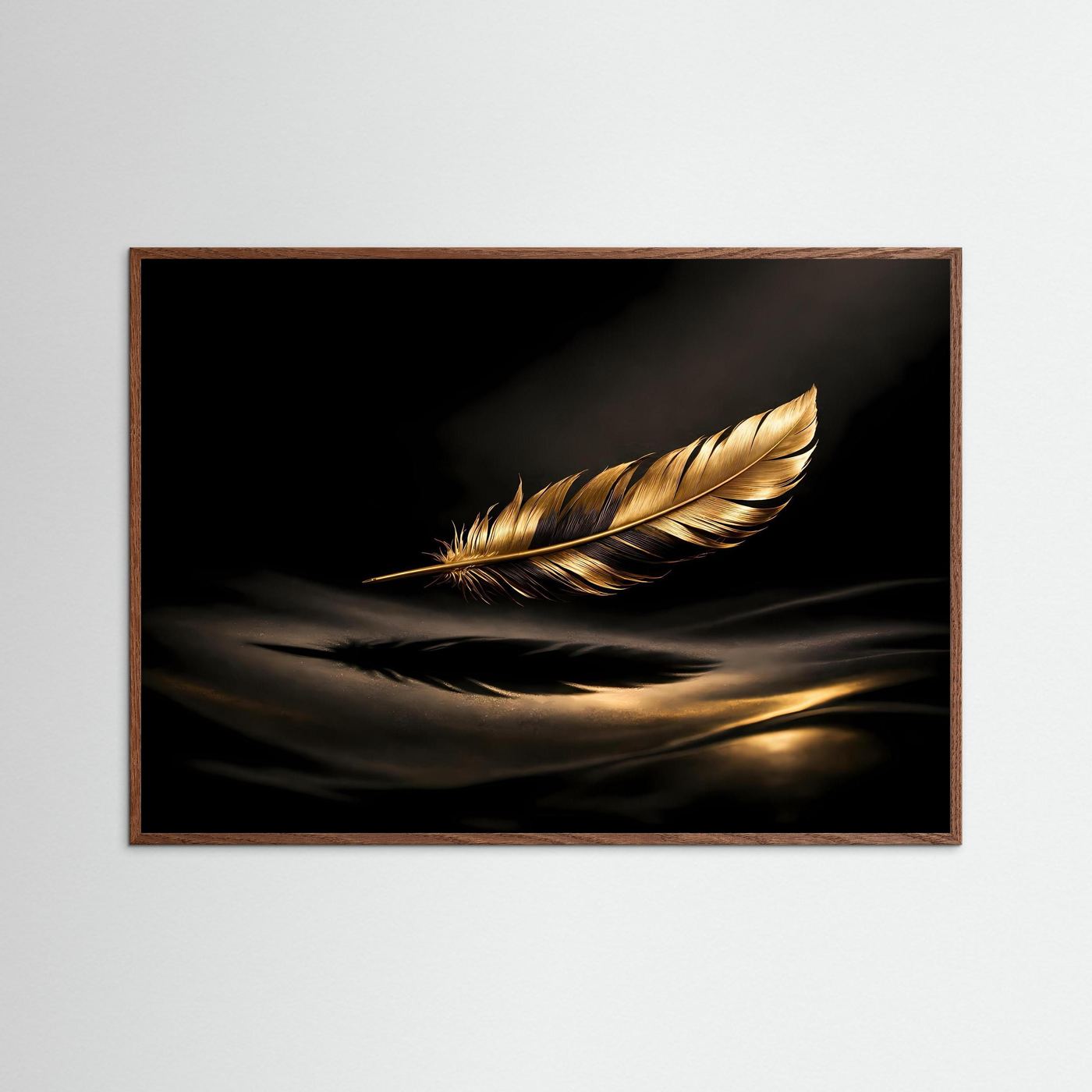 Schwebende Goldene Feder auf Seide | Luxus Kunst & Elegante Wanddeko Querformat