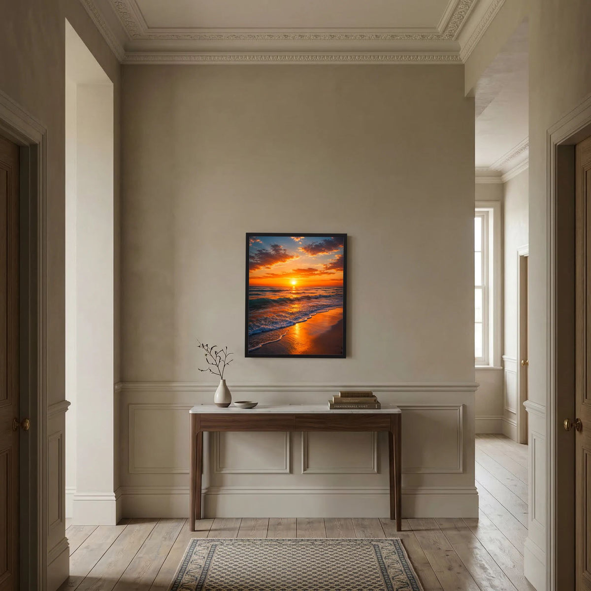 Wandposter im Hochformat, dunkel gerahmt, Sonnenuntergang über Wasser und Strandlinie