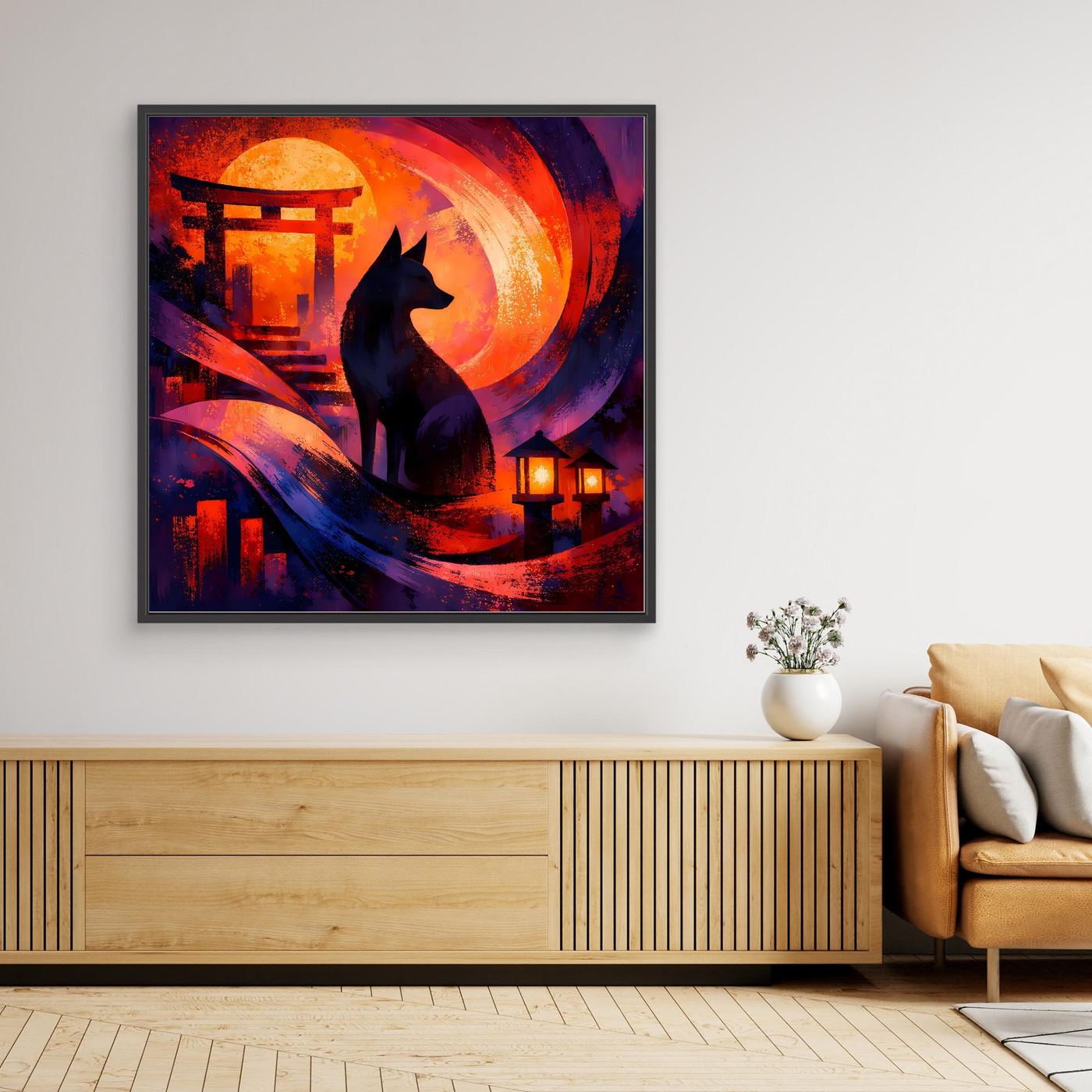 Abstraktes Leinwandwandbild mit Torii-Tor und Kitsune-Silhouette, schwarzer Rahmen.