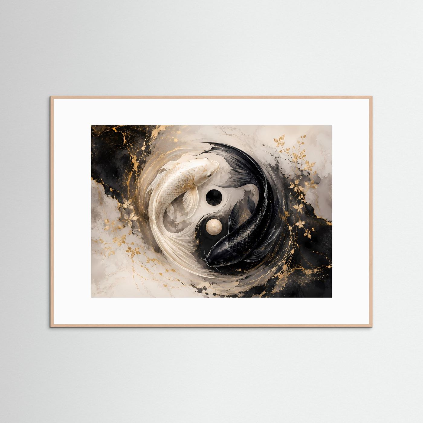Gerahmtes Yin-Yang-Koi-Karpfenbild in Schwarz und Gold, hellbrauner Holzrahmen