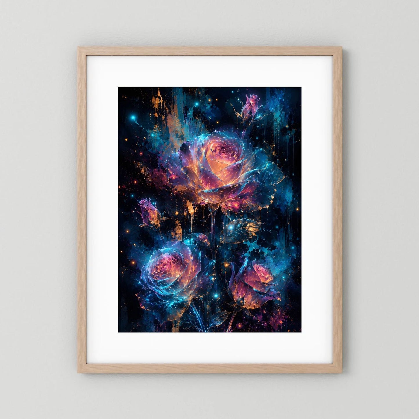 Wandbild mit Rosenmotiv in Blau, Pink und Gold, hellerer Holzrahmen und weißes Passepartout