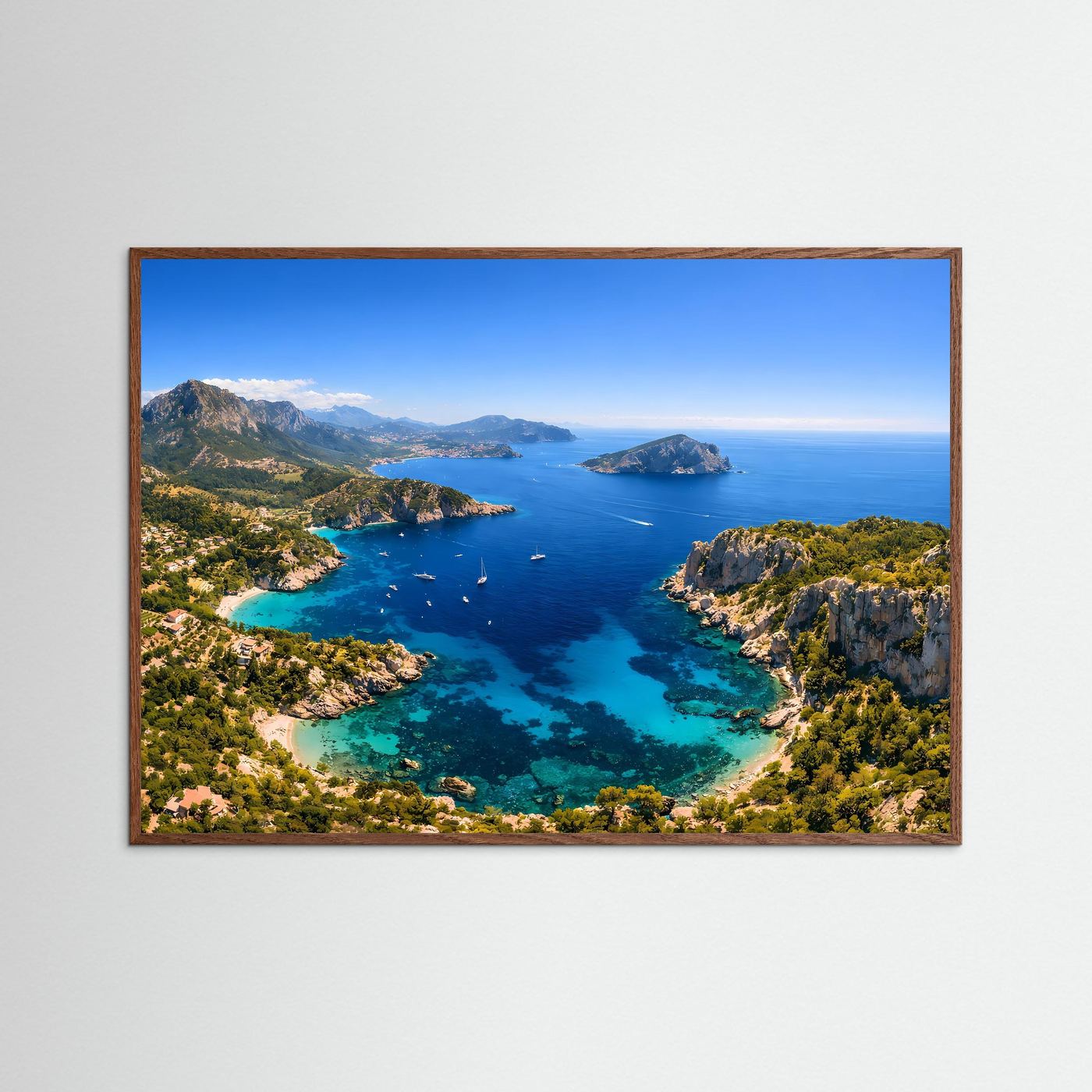 Atemberaubende Mittelmeerbucht von oben | Panorama Küste & Meer Poster Querformat