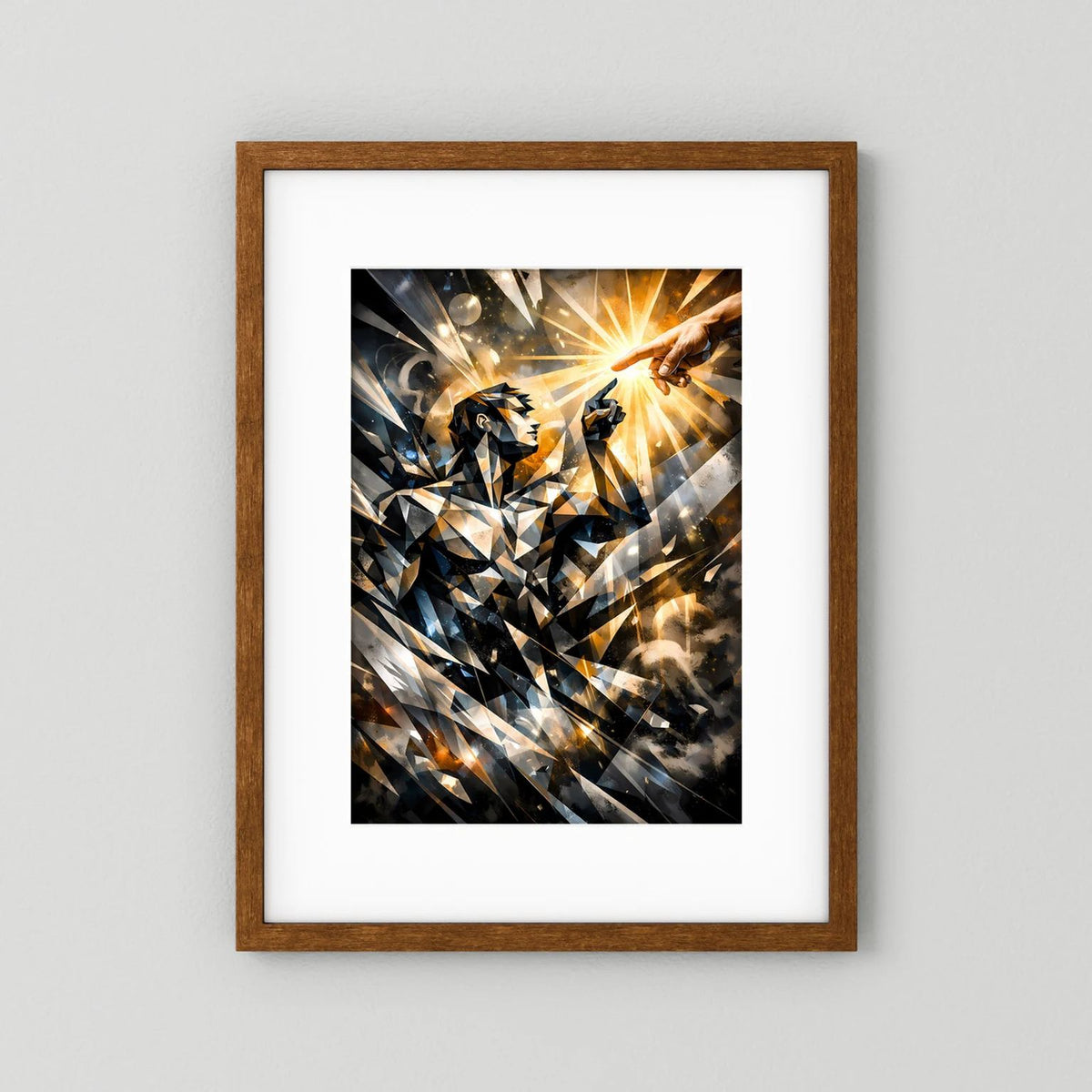 Abstraktes Hochformat-Wandposter im braunen Holzrahmen mit weißem Rand und goldenem Strahlenmotiv