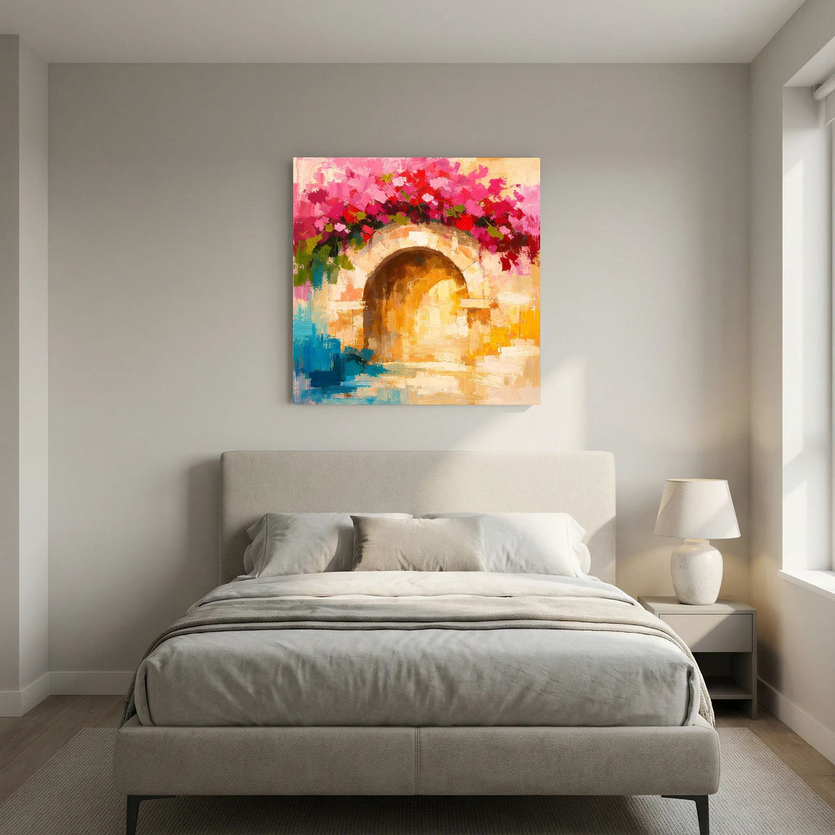 Leinwand-Wandbild mit abstraktem Torbogen, warmen Brauntönen, pinkem Blütenkranz und blauem Bereich