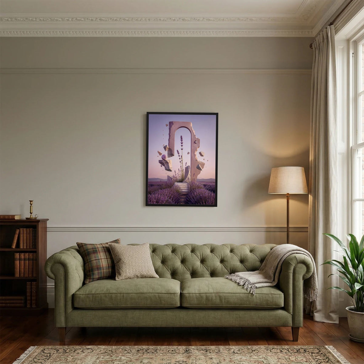Gerahmter Druck im Hochformat: violettes Blumenfeld mit Portalform in Pastellfarben