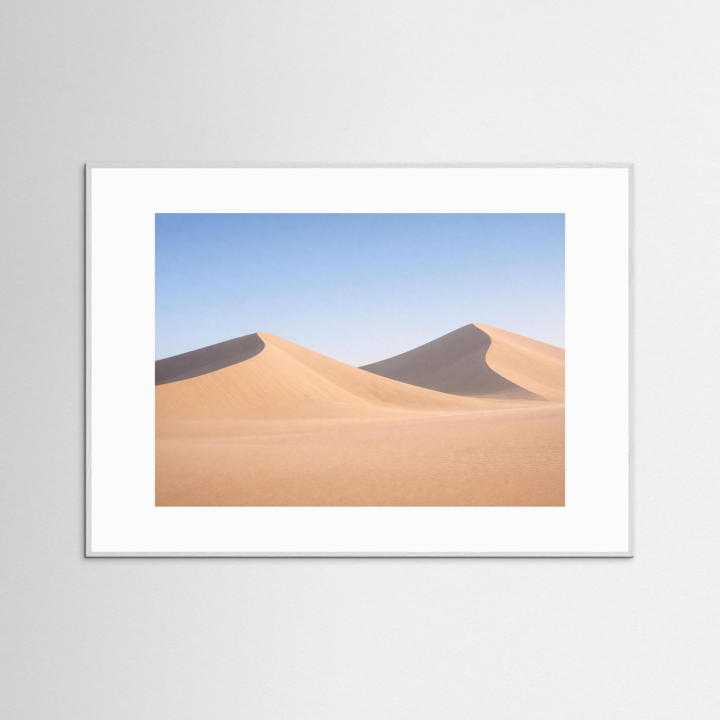 Minimalistische Sanddünen in der Wüste | Abstrakte Natur & Minimal Art Poster Querformat