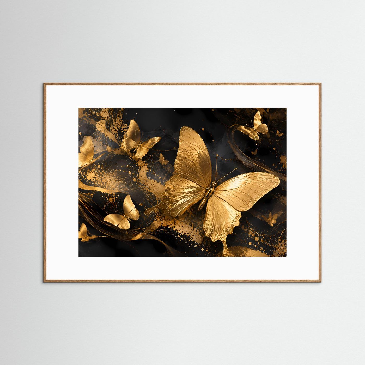 Schmetterlingsposter: goldene Schmetterlinge auf schwarzem abstraktem Hintergrund, hellbrauner Holzrahmen