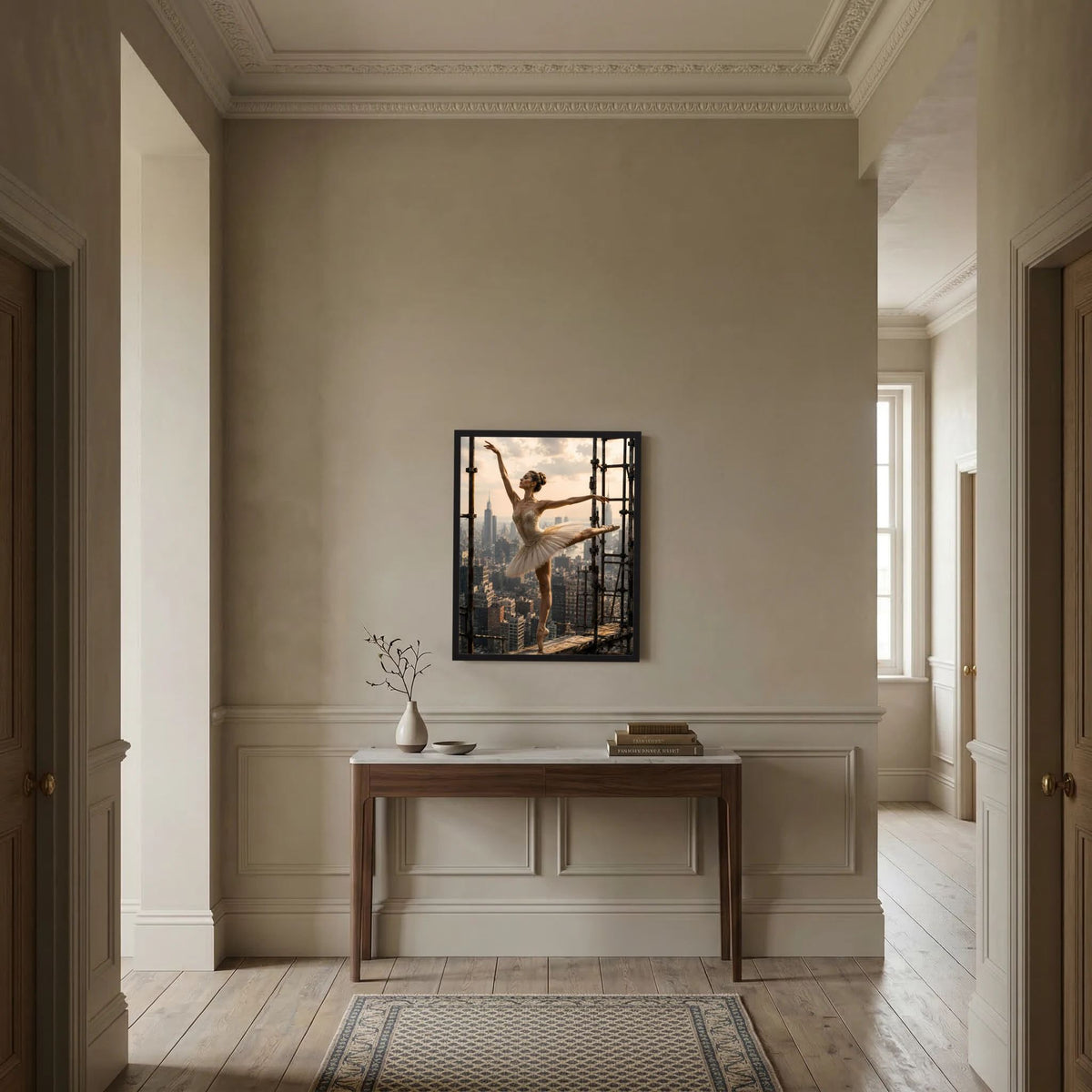 Schwarz gerahmtes Poster: Ballerina im Tutu vor Skyline und Metallgerüst