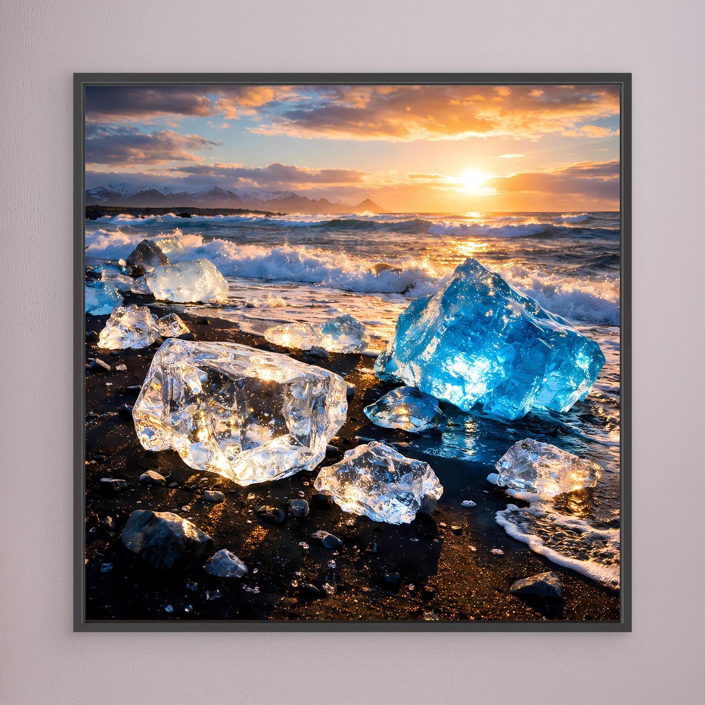 Leinwandbild mit Eisschollen am Strand, blauer Eisklotz und Sonne, dunkel gerahmt