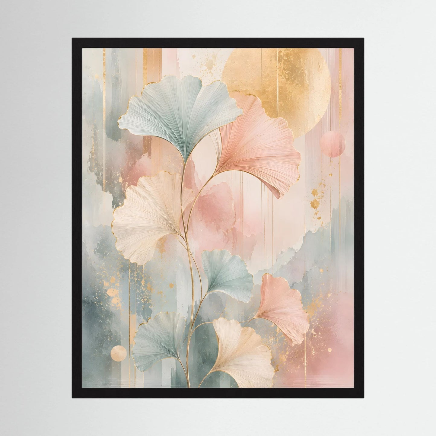 Gerahmtes Hochformat-Kunstposter mit Ginkgo-Blättern in Pastellrosa, Salbeigrün und Gold