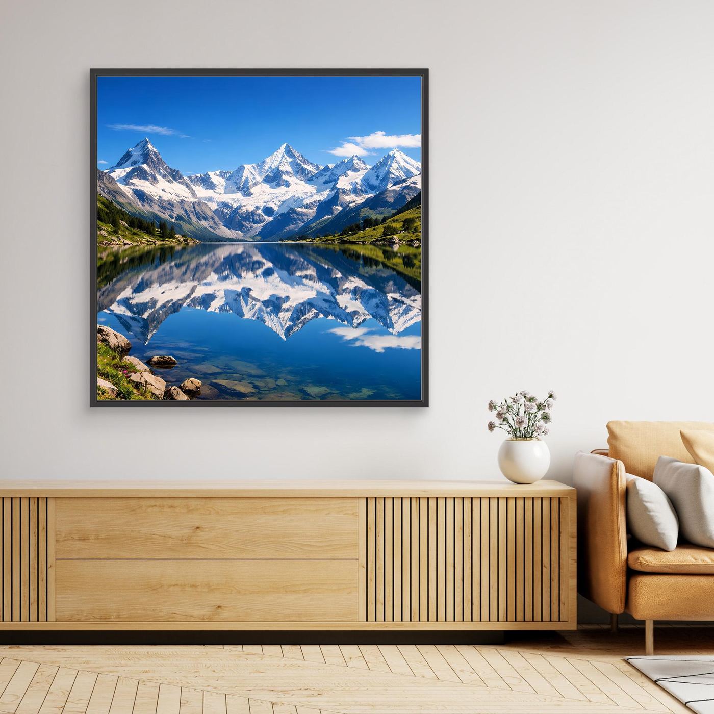 Leinwandbild mit Bergsee und Spiegelung, quadratischer schwarzer Rahmen