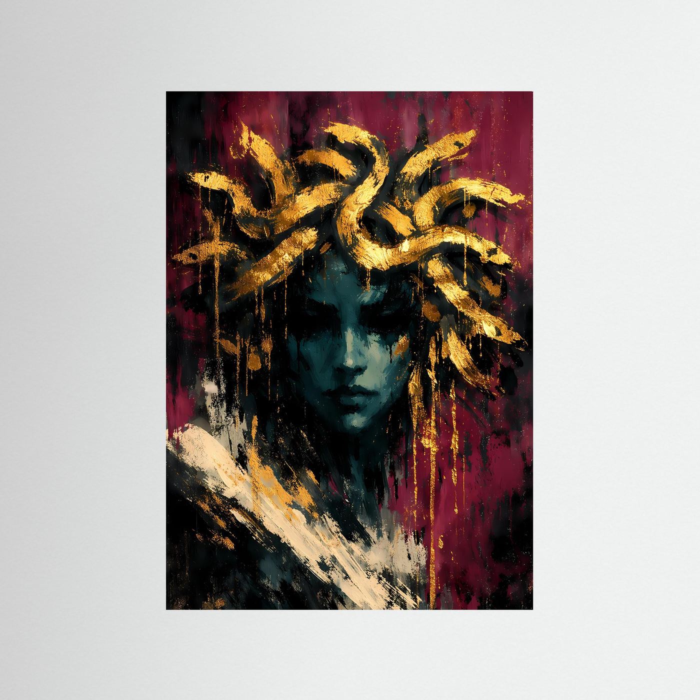 Kunstposter im Hochformat mit abstraktem Medusa-Porträt, goldene Linien auf dunklem Hintergrund