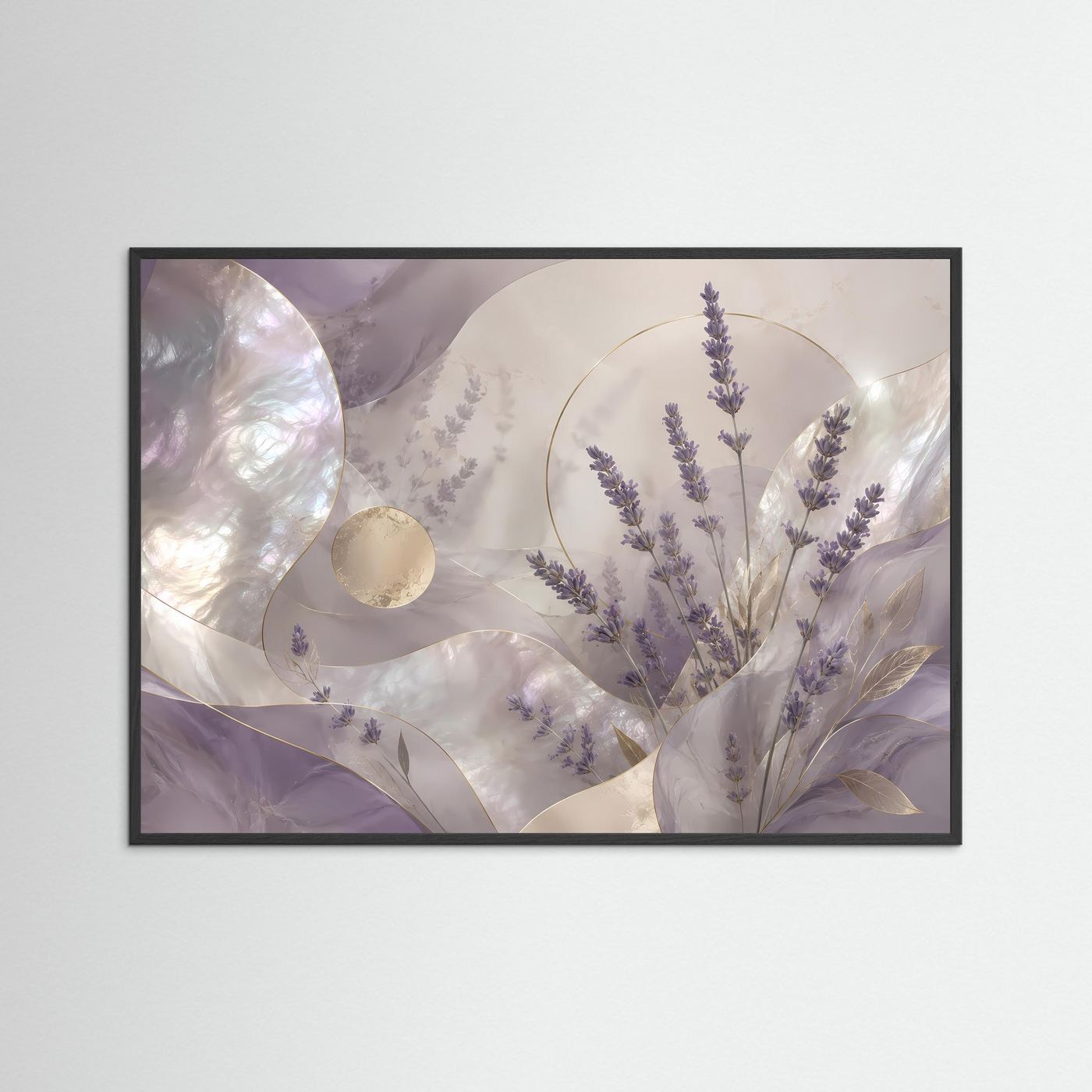 Querformat-Poster im schwarzen Holzrahmen mit Lavendel-Botanik in Flieder, Perlmutt und Gold