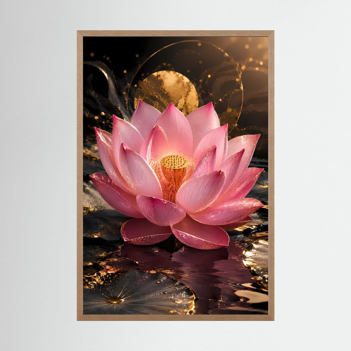 Lotusblüten-Poster im Hochformat mit hellem Holzrahmen, rosa Blüte und goldene Mitte