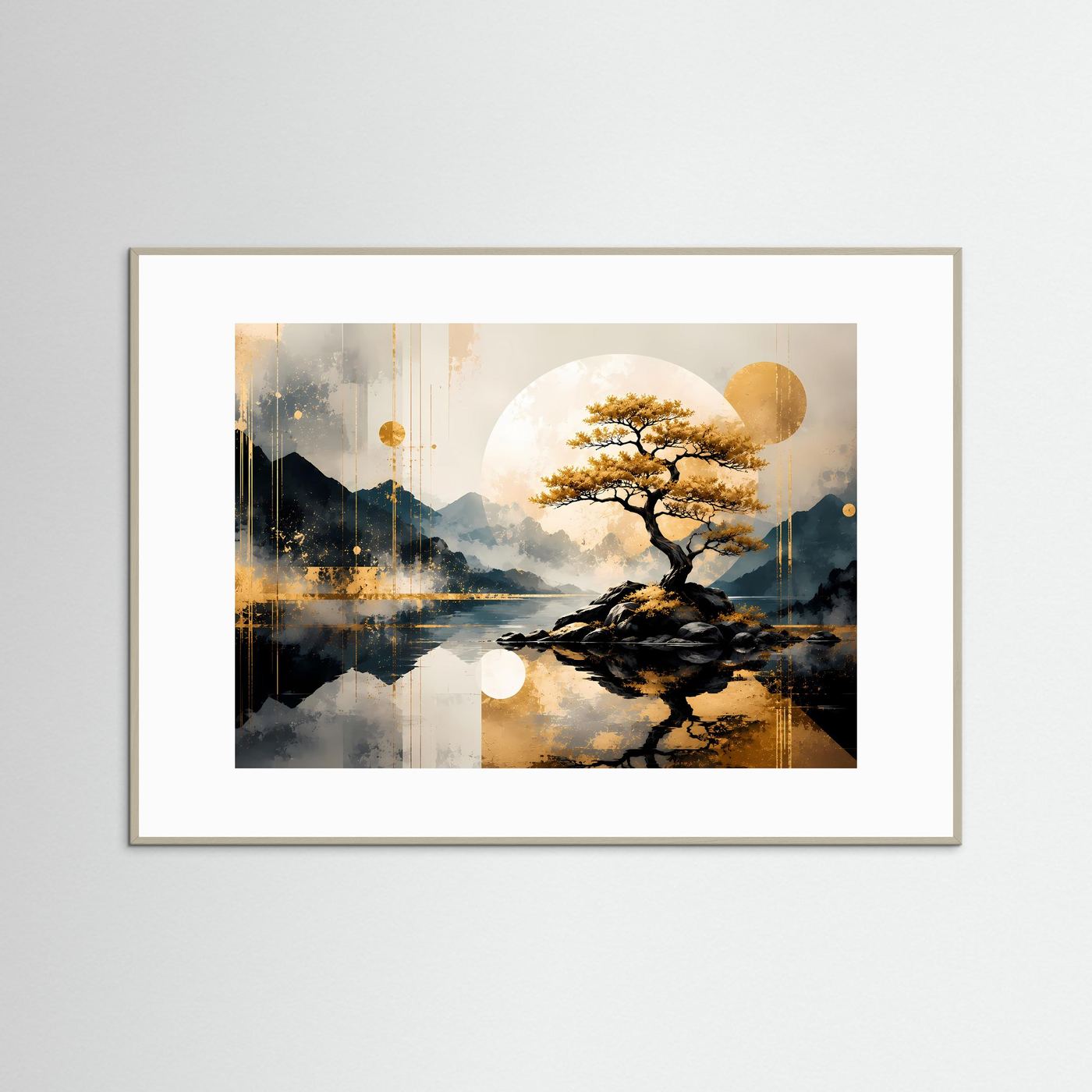 Gerahmtes Poster im Querformat: goldener Bonsai mit rundem Mond, abstrakte Berge in Blau