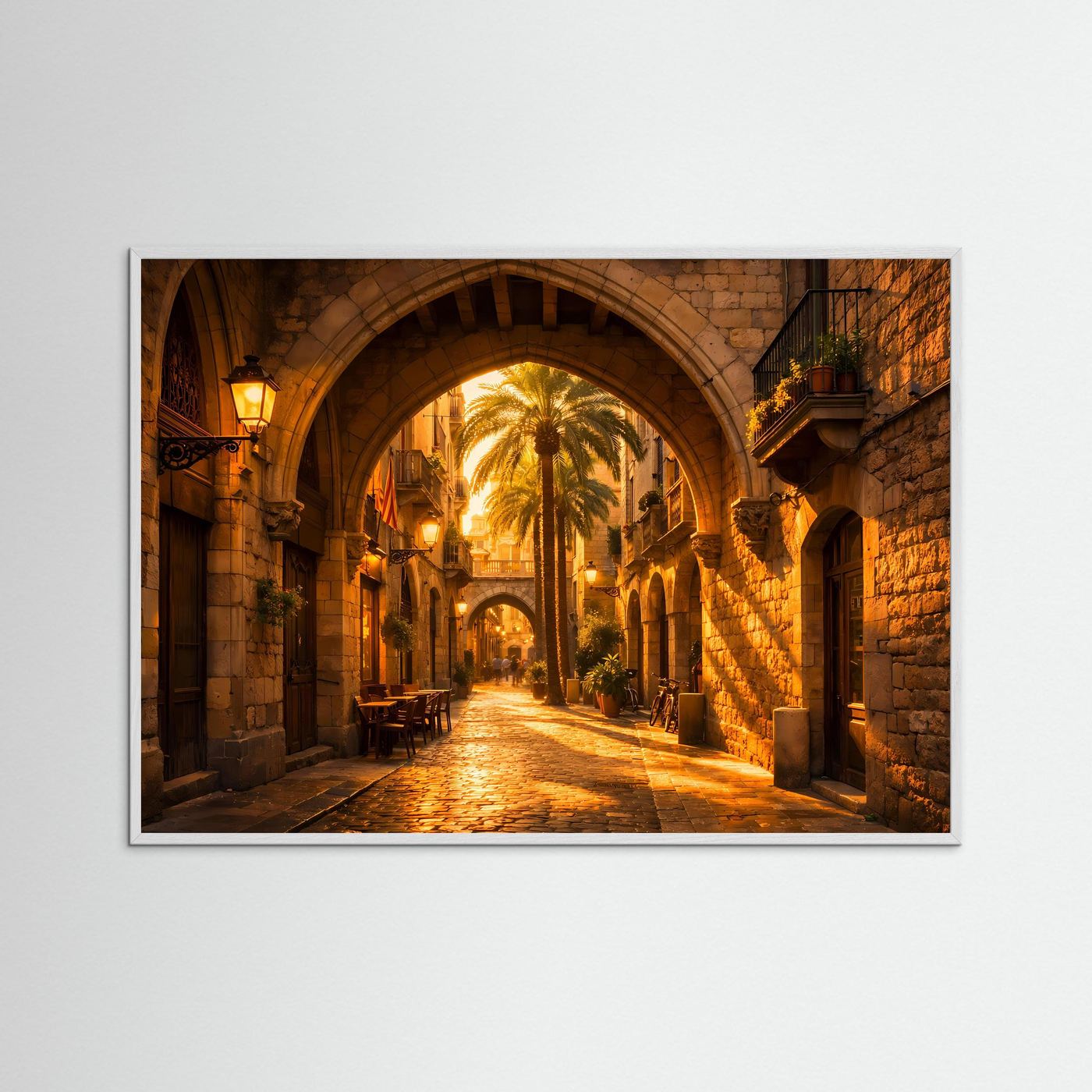 Malerische Altstadtgasse im Abendlicht | Mediterrane Architektur & Natur Poster Querformat
