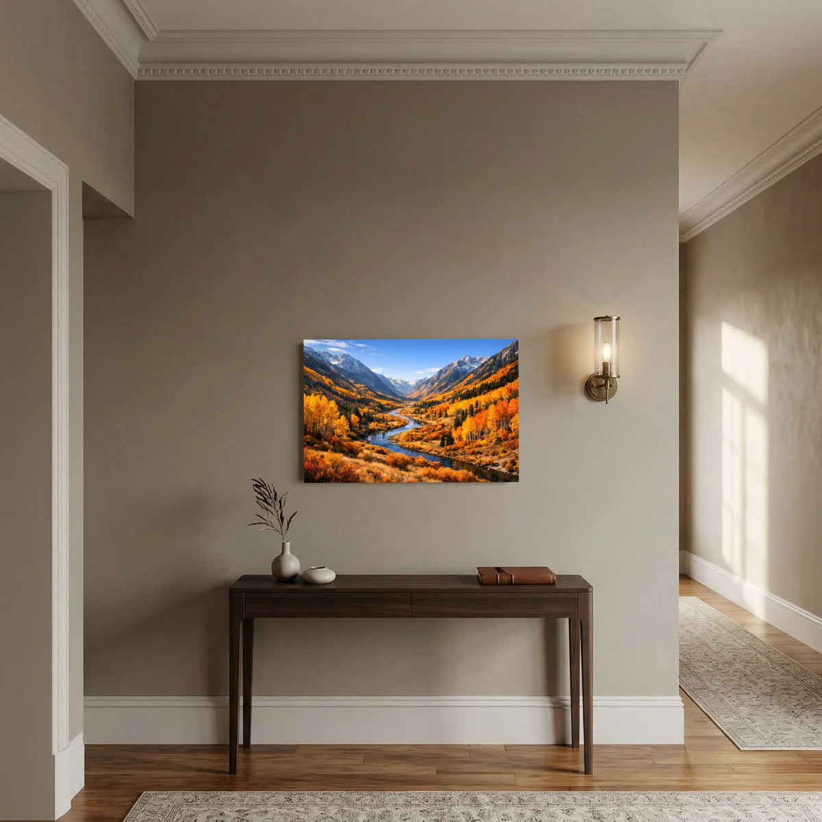 Herbstliches Wandbild im Querformat mit Bergtal und Fluss, Rahmen nicht sichtbar