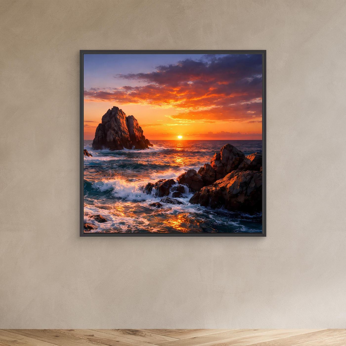Leinwand-Wandbild mit Sonnenuntergang am Meer, Felsklippen und Wellen im dunklen Rahmen