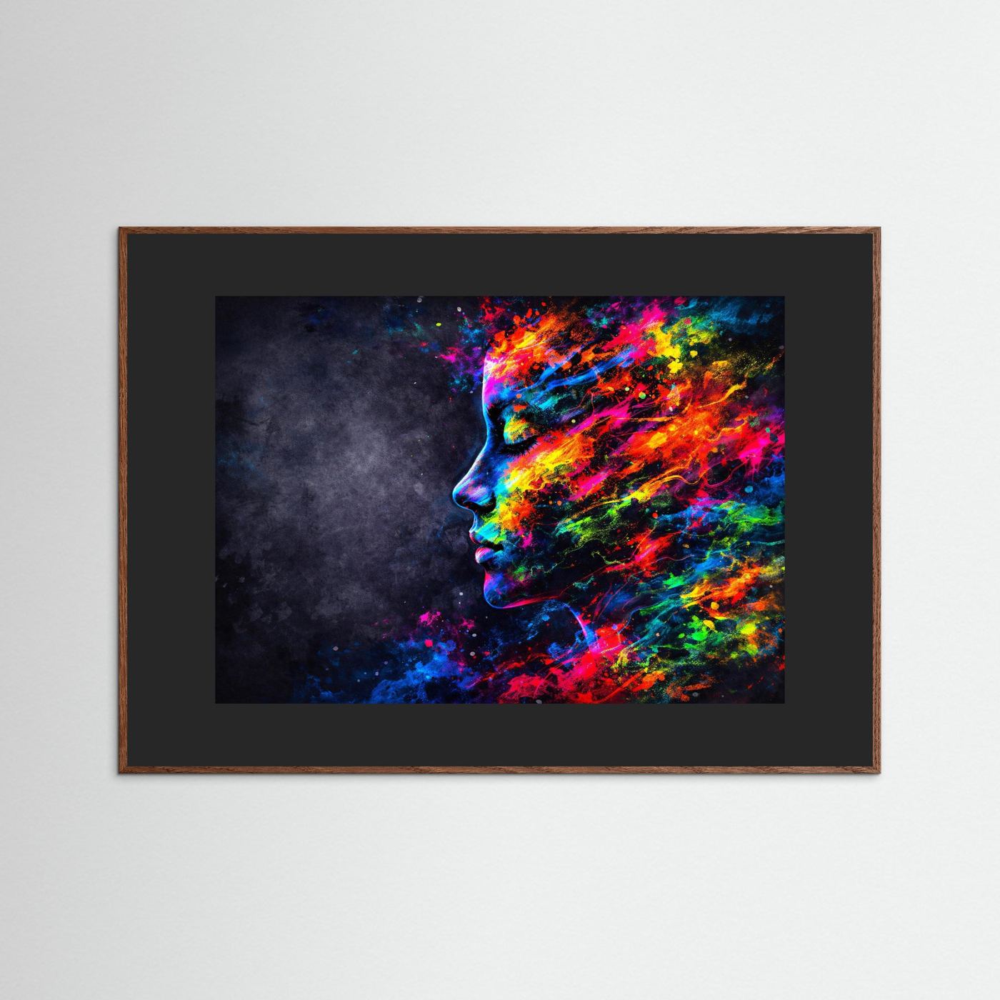 Wandbild mit abstraktem Frauenporträt, farbiger Gesichtsdruck, brauner Holzrahmen