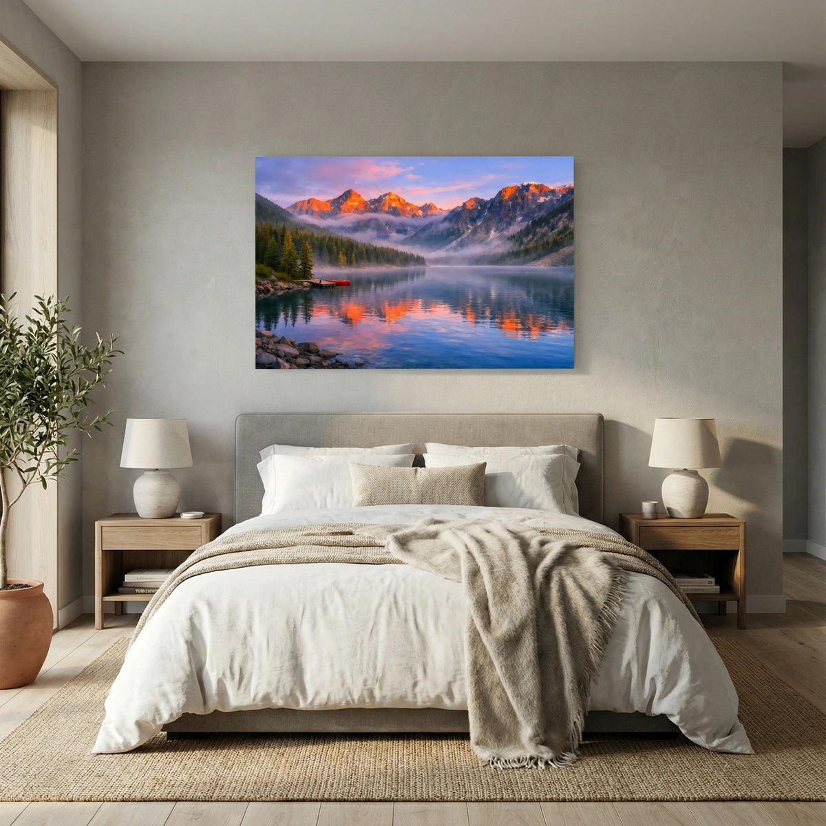 Wandbild im Querformat: Stimmungsvolle Bergkulisse am See mit Nebel und orangefarbenen Reflexen.