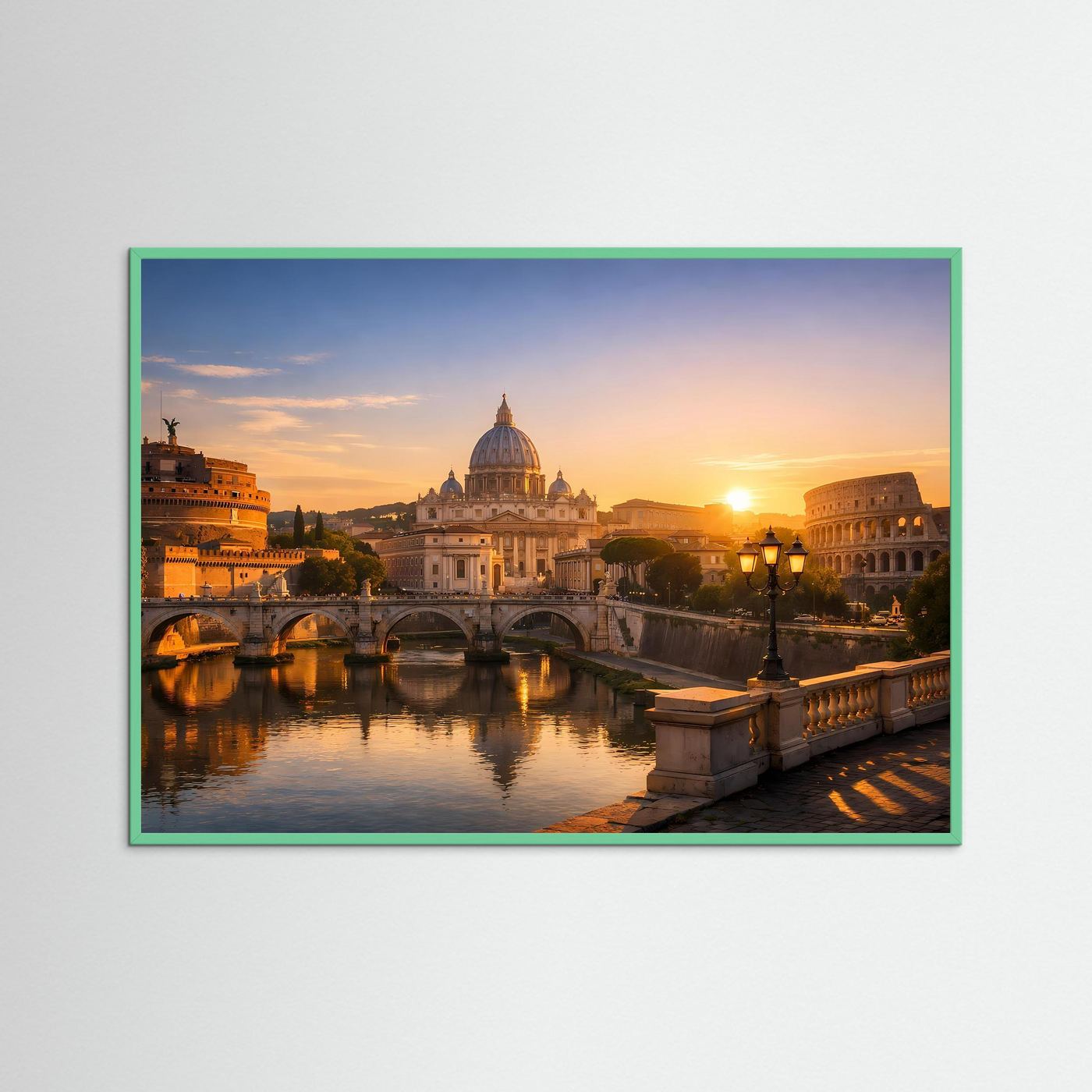 Gerahmtes Poster im Querformat mit Petersdom und Kolosseum bei Sonnenuntergang, türkisgrüner Rahmen